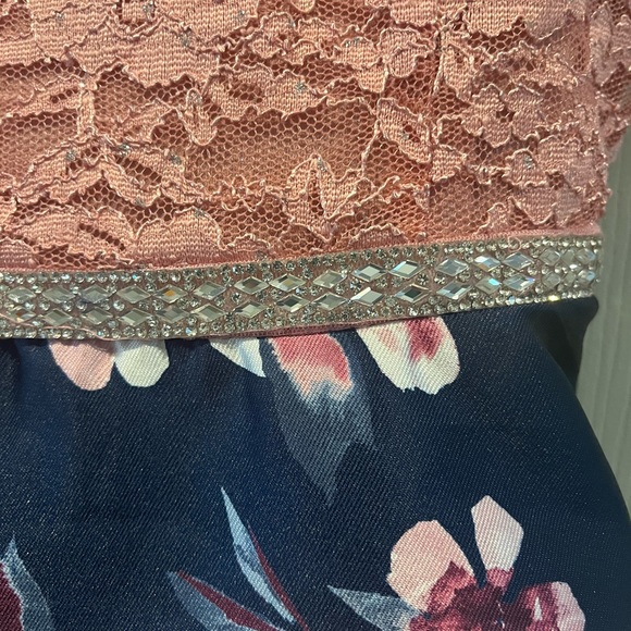 Worn 1x. Like New. Girls sz 16 dress flower floral sleeveless tank sparkle. - Picture 4 of 10